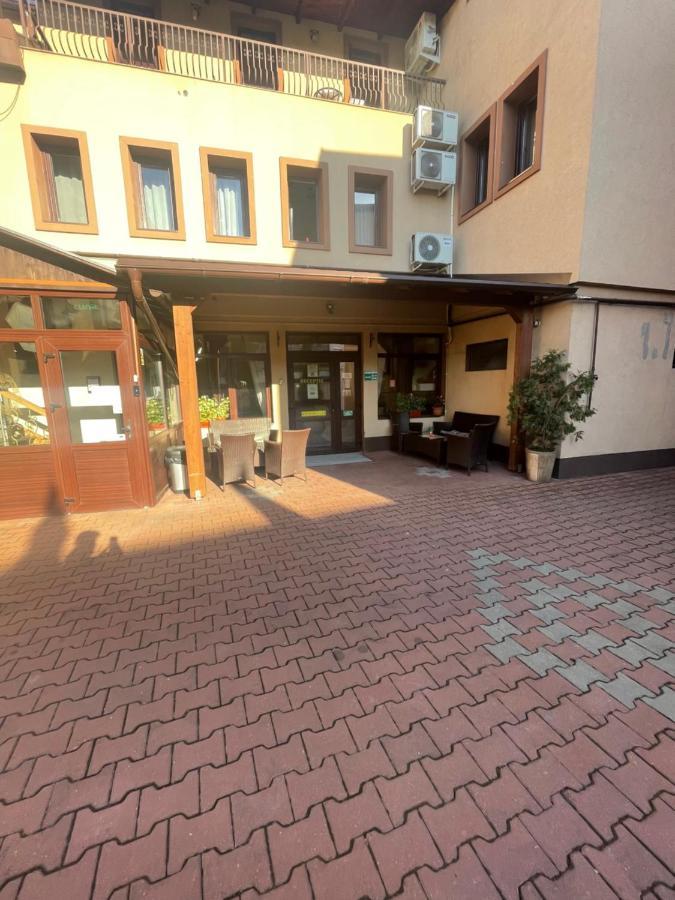 Pension Cleopatra Târgu-Mureş Eksteriør billede